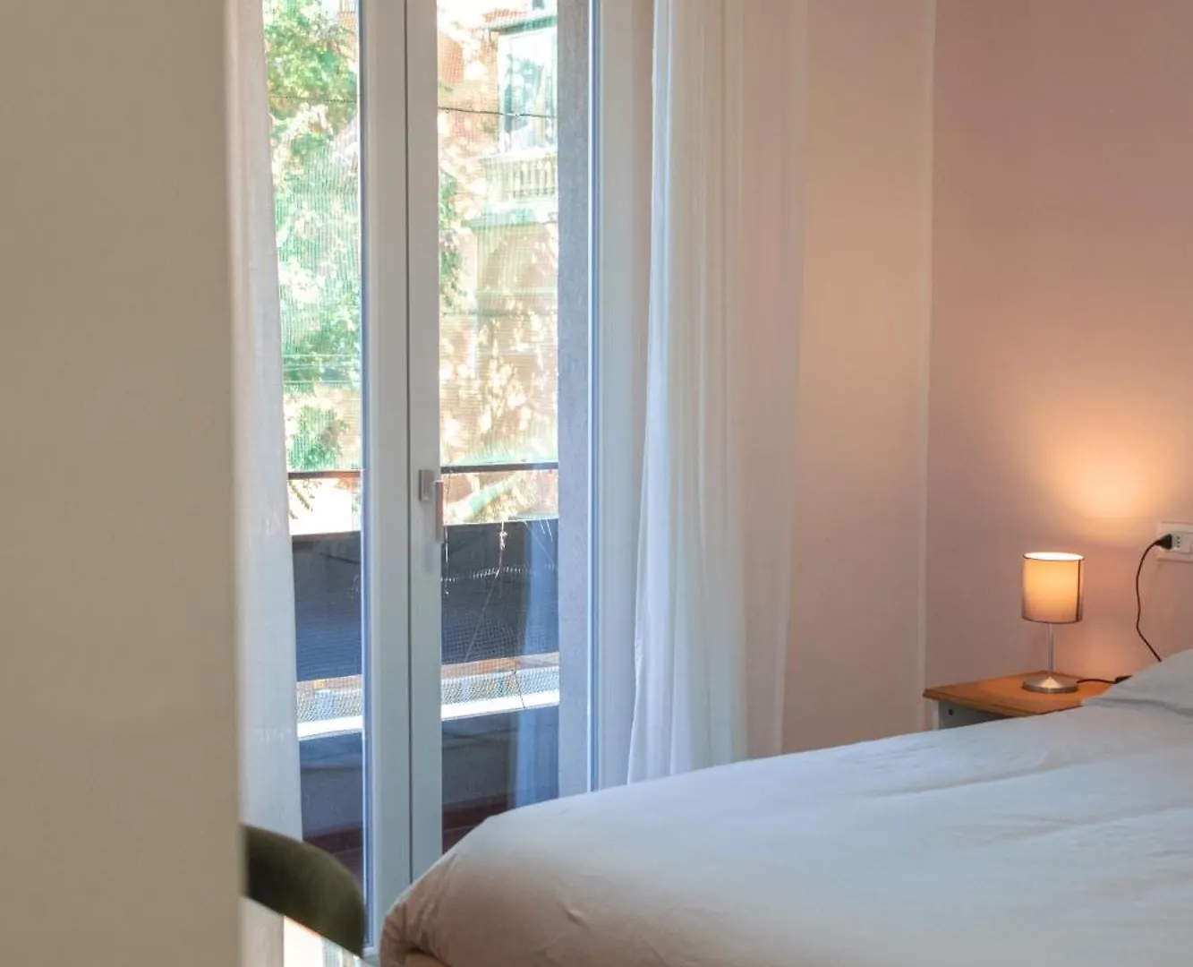Vikos Lodge Bologna Guest house