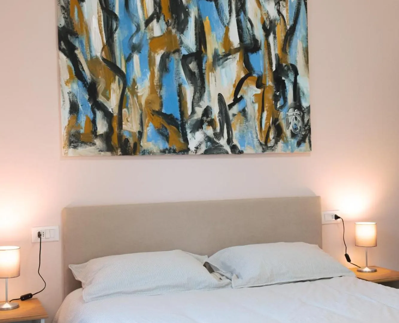 Guest house Vikos Lodge Bologna Italy