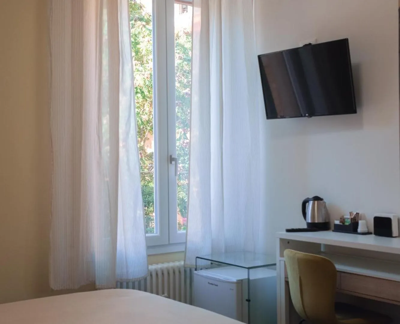 Vikos Lodge Bologna Guest house